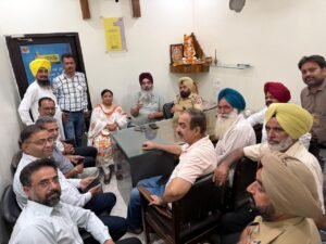 ਪੰਜਾਬ ਟ੍ਰੇਡ ਕਮਿਸ਼ਨ ਦੇ ਵਾਈਸ ਚੇਅਰਮੈਨ ਗੁਰਪ੍ਰੀਤ ਸਿੰਘ ਧਮੋਲੀ ਨੇ ਬਿਲਡਿੰਗ ਮਟੀਰੀਅਲ ਐਸੋਸੀਏਸ਼ਨ ਦੀ ਪੁਲਸ ਪ੍ਰਸ਼ਾਸਨ ਨਾਲ ਮੁਲਾਕਾਤ ਕਰਵਾਈ