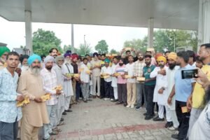ਸੁਰਜੀਤ ਸਿੰਘ ਰੱਖੜਾ ਦੀ ਅਗਵਾਈ 'ਚ 'ਜਸ਼ਨ-ਏ-ਇਨਕਲਾਬ' ਲਈ ਸਮਾਣਾ ਤੋਂ ਗੂੰਜੇ ਜੈਕਾਰੇ, ਵੱਡੀ ਗਿਣਤੀ 'ਚ ਵਰਕਰ ਲੁਧਿਆਣਾ ਵੱਲ ਰਵਾਨਾ 