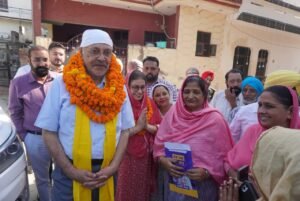 ਸਿਹਤ ਮੰਤਰੀ ਨੇ ਪਿੰਡ ਜੱਸੋਵਾਲ ਵਿਖੇ 286 ਪਰਿਵਾਰਾਂ ਨੂੰ ‘ਮੇਰਾ ਘਰ ਮੇਰੇ ਨਾਮ’ ਸਕੀਮ ਤਹਿਤ ਮਾਲਕੀ ਹੱਕ ਸਰਟੀਫਿਕੇਟ ਵੰਡੇ