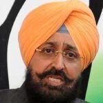 ਸ਼ੰਭੂ ਵਿਖੇ ਅੰਤਰਰਾਸ਼ਟਰੀ ਸਰਹੱਦ ਵਰਗੀ ਬੈਰੀਕੇਡਿੰਗ ਕਿਸਾਨਾਂ ਵਿੱਚ ਬੇਗਾਨਗੀ ਦੀ ਭਾਵਨਾ ਪੈਦਾ ਕਰਦੀ ਹੈ: ਬਾਜਵਾ