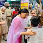ਬਾਲ ਭਿੱਖਿਆ ਰੋਕਣ ਲਈ ਡਿਪਟੀ ਕਮਿਸ਼ਨਰ ਖ਼ੁਦ ਸੜਕਾਂ 'ਤੇ ਉਤਰੇ