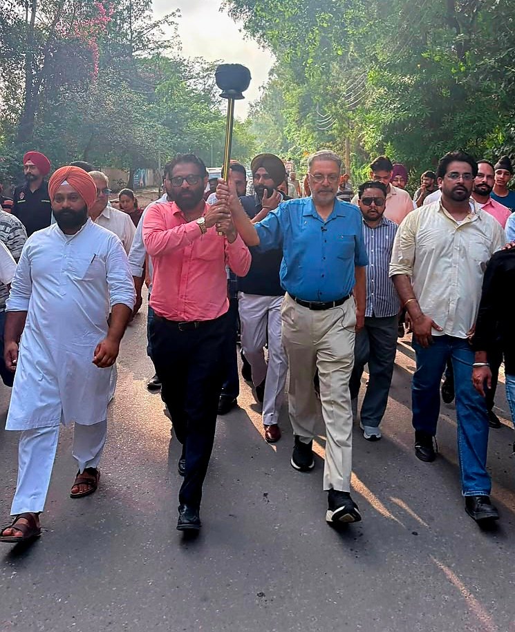 ਖੇਡਾਂ ਵਤਨ ਪੰਜਾਬ ਦੀਆਂ " ਦੀ ਮਸ਼ਾਲ ਦਾ ਡਾ. ਬਲਬੀਰ ਸਿੰਘ ਵੱਲੋਂ ਸ਼ਾਨਦਾਰ ਸਵਾਗਤ