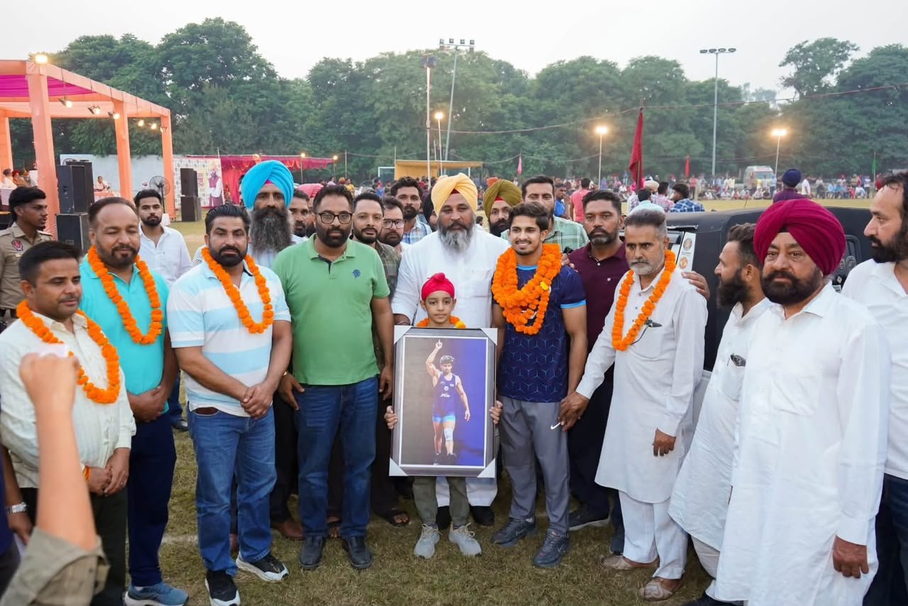 ਅਮਰੀਕਾ ਵਿਖੇ ਹੋਈ ਵਰਲਡ ਚੈਂਪੀਅਨਸ਼ਿਪ ਵਿੱਚ ਕਾਂਸੀ ਦਾ ਤਗ਼ਮਾ ਜਿੱਤਣ ਵਾਲੇ ਪਹਿਲਵਾਨ ਜਸਕਰਨ ਸਿੰਘ ਦਾ ਪਟਿਆਲਾ ਪੁੱਜਣ ’ਤੇ ਭਰਵਾਂ ਸਵਾਗਤ